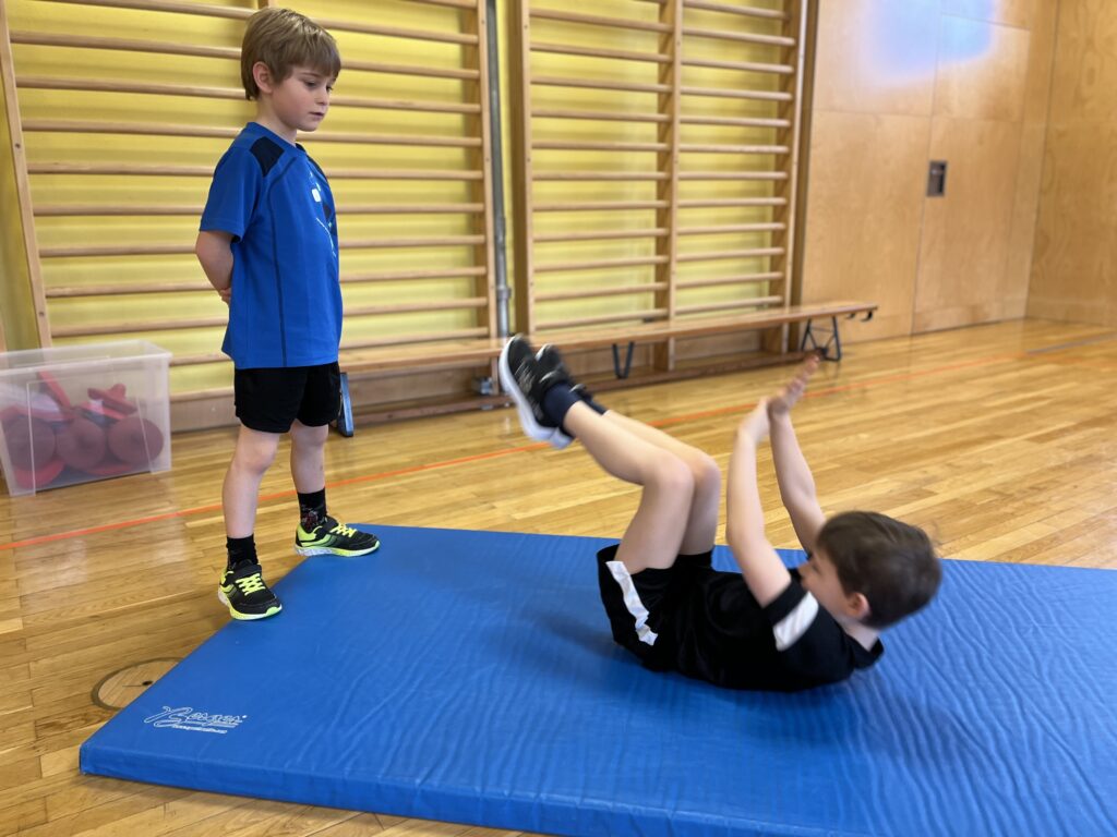 Fallsicherheitstraining der AUVA Fallsicherheitstraining der AUVA